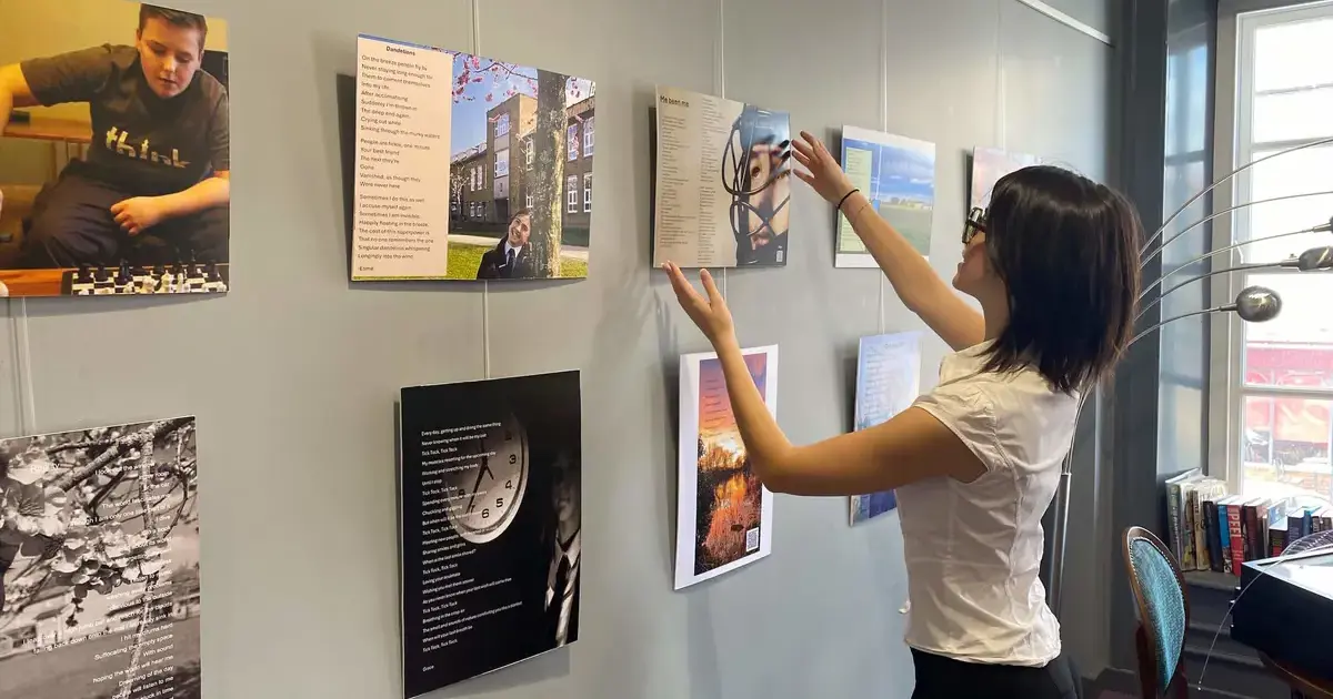 Pocklington pupil putting up poetry at Pocklington Arts CentrePage Image